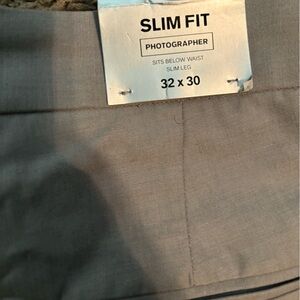 Brand New Express slim fit men’s  dress pants size 32 x 30. photographer style